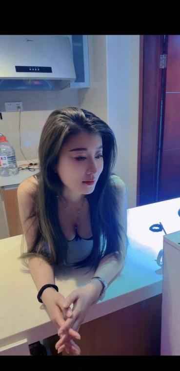 3_794184.jpg