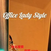 瘦底胸大颜值老师